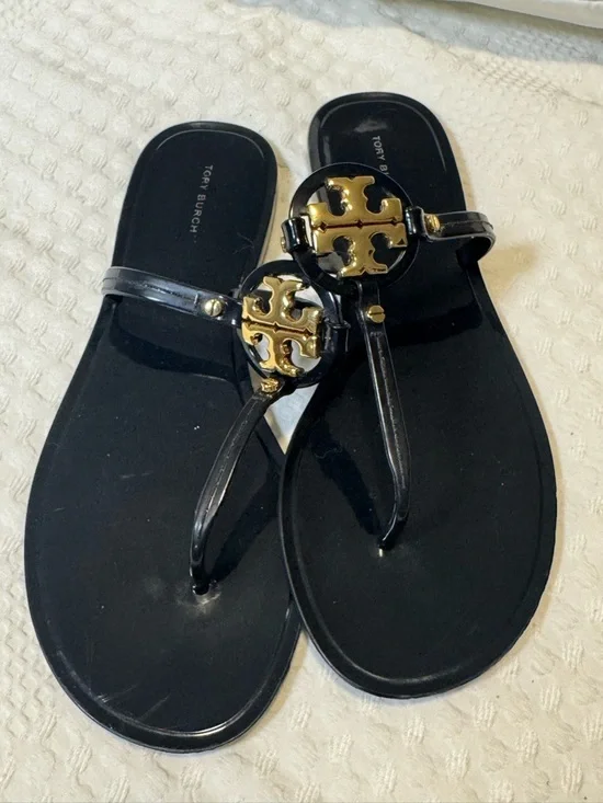 Tory Burch Black Jelly Logo Thong Sandals with Gold Emblem - Picture 2 of 6